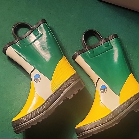 Cute little duck rain boots - Picture 2 of 4